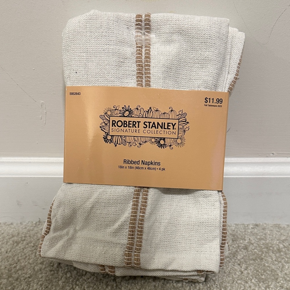 Robert Stanley Signature Collection Ribbed Napkins - White and Brown
